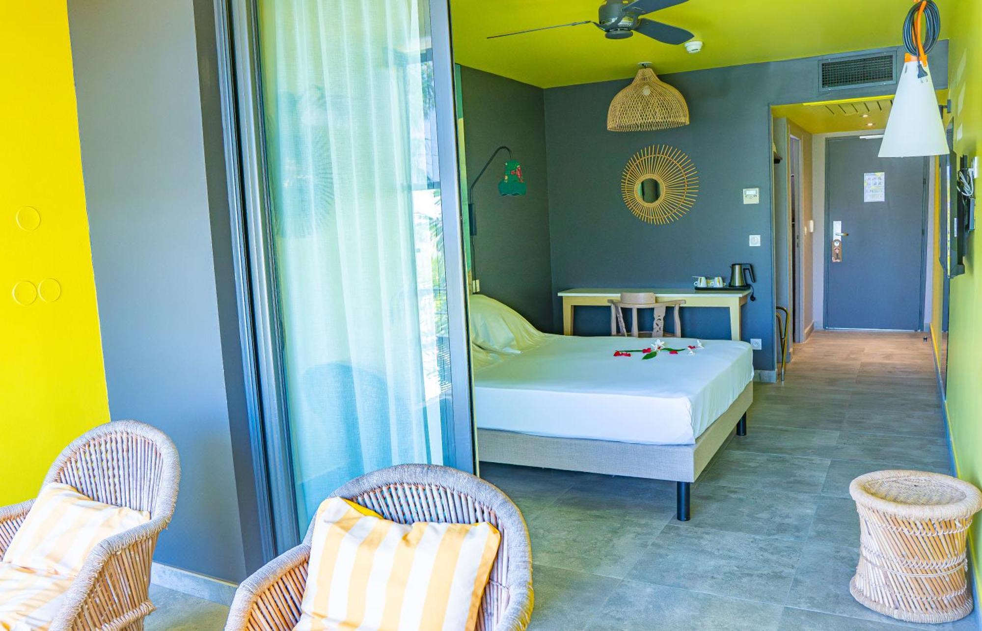 Dina Morgabine Saint Gilles Hotel Exterior photo